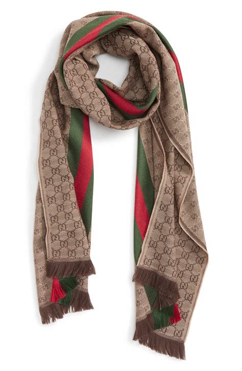 gucci scarf.m